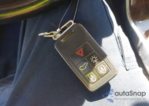 2012 Volvo S80 T6/T6 Platinum/T6 Premier Plus z USA, uszkodzony, nr VIN YV1902AH1C1163384